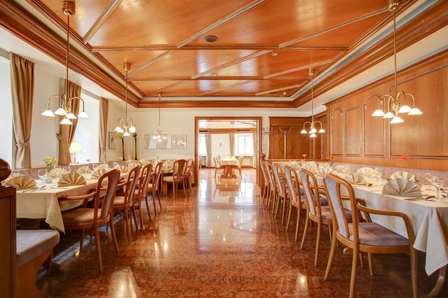 Centro Weisser Hase Hotel 3*