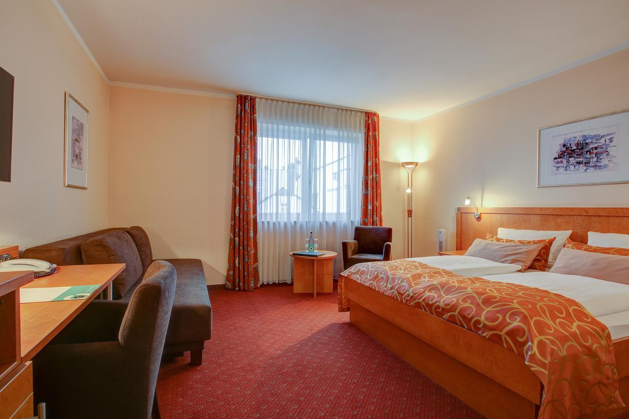 Centro Weisser Hase 3*