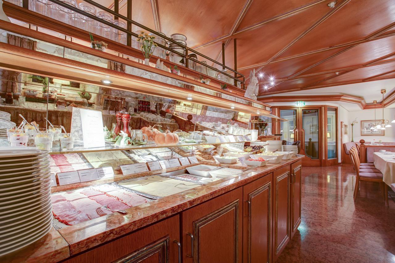 Centro Weisser Hase Hotel Passau